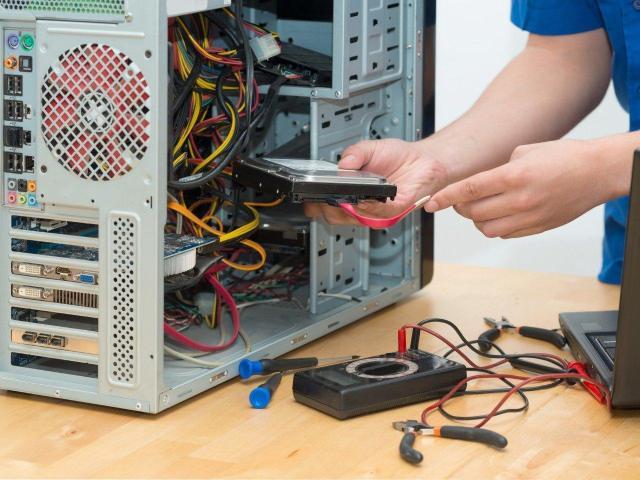 Perbaikan komputer di Serang